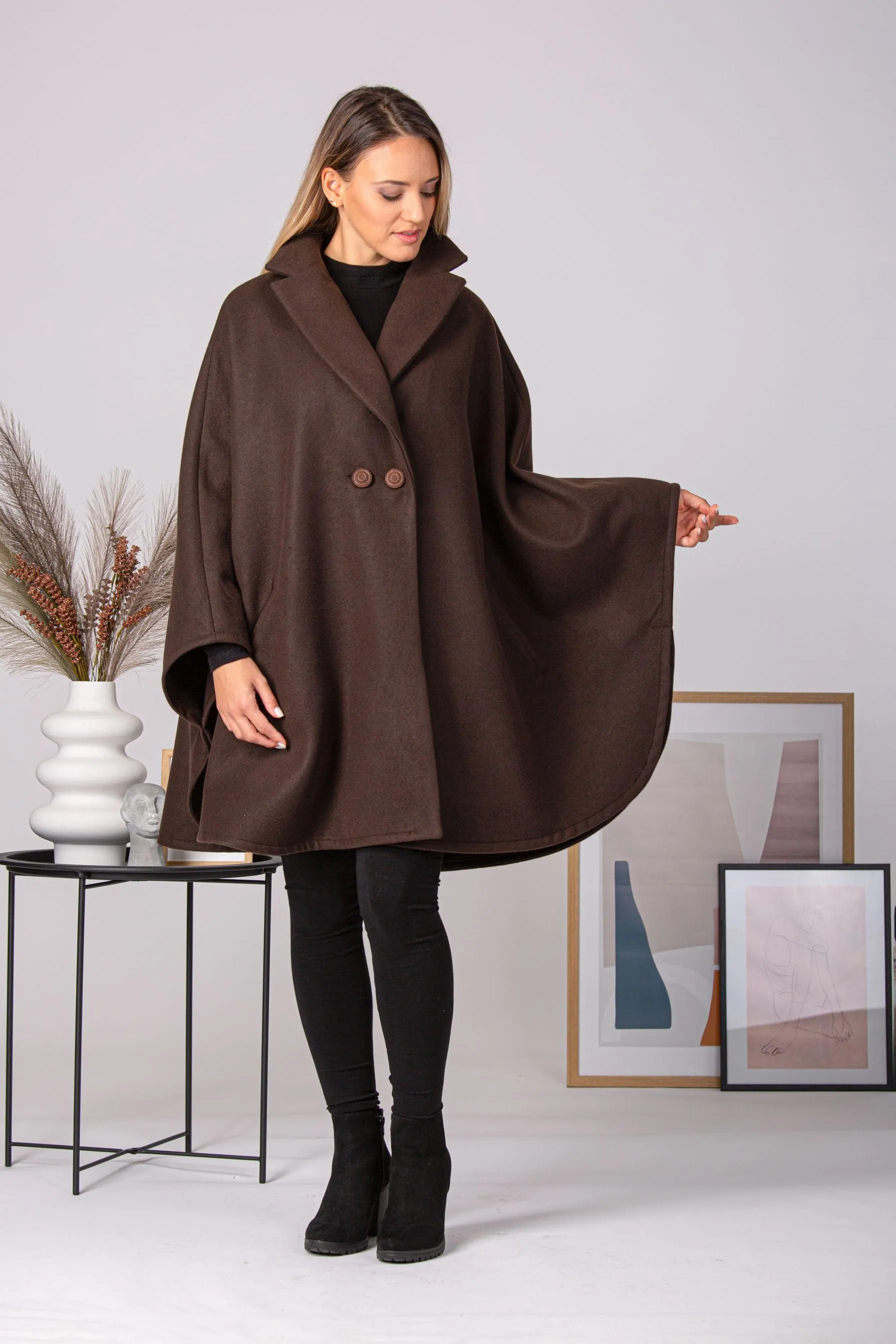 Brown Collared Loose Cape Coat