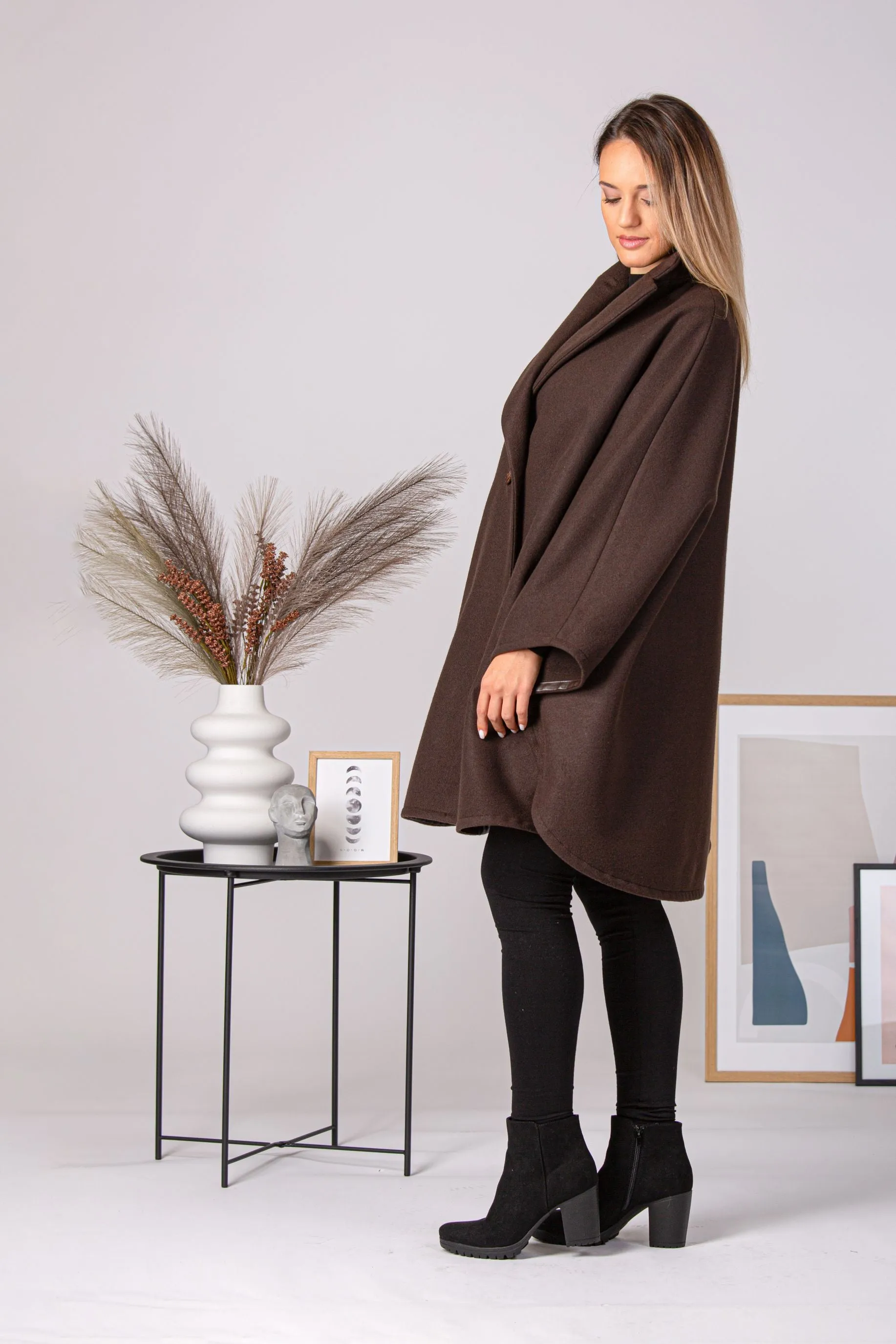 Brown Collared Loose Cape Coat