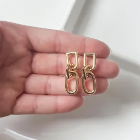 Minimalist Gold Chain Drop Earrings