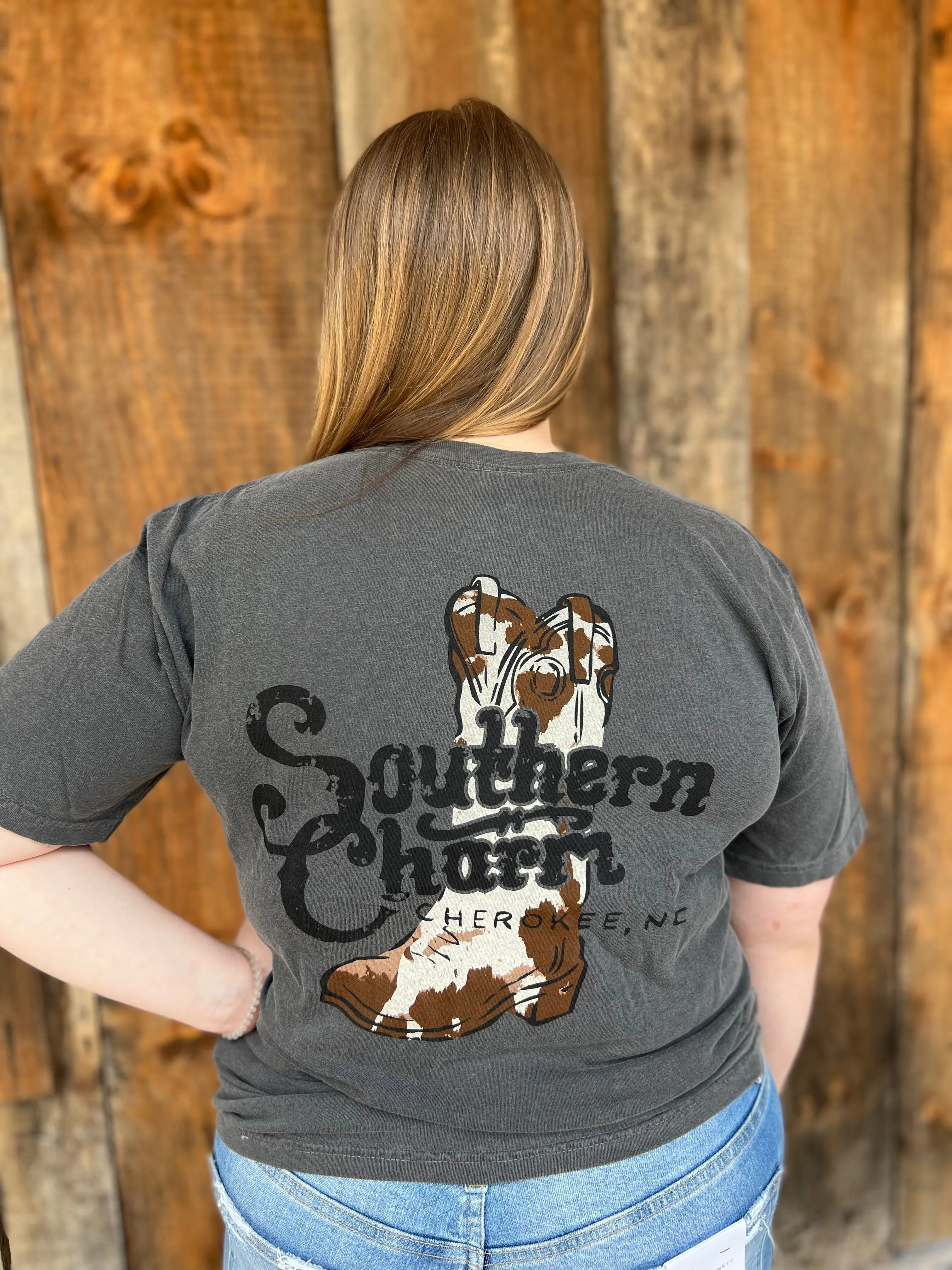 Southern Charm "Cow Boot" Short Sleeve T-shirt - Charcoal