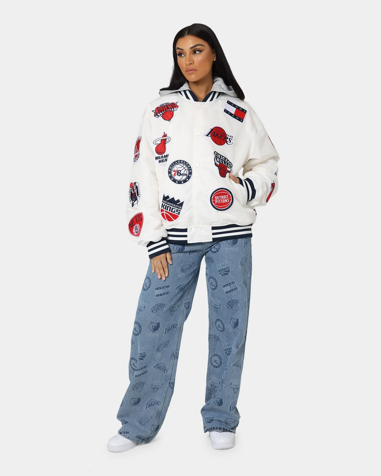 Tommy Jeans Women's Tommy Jeans X NBA W11 Denim Pants Denim Light